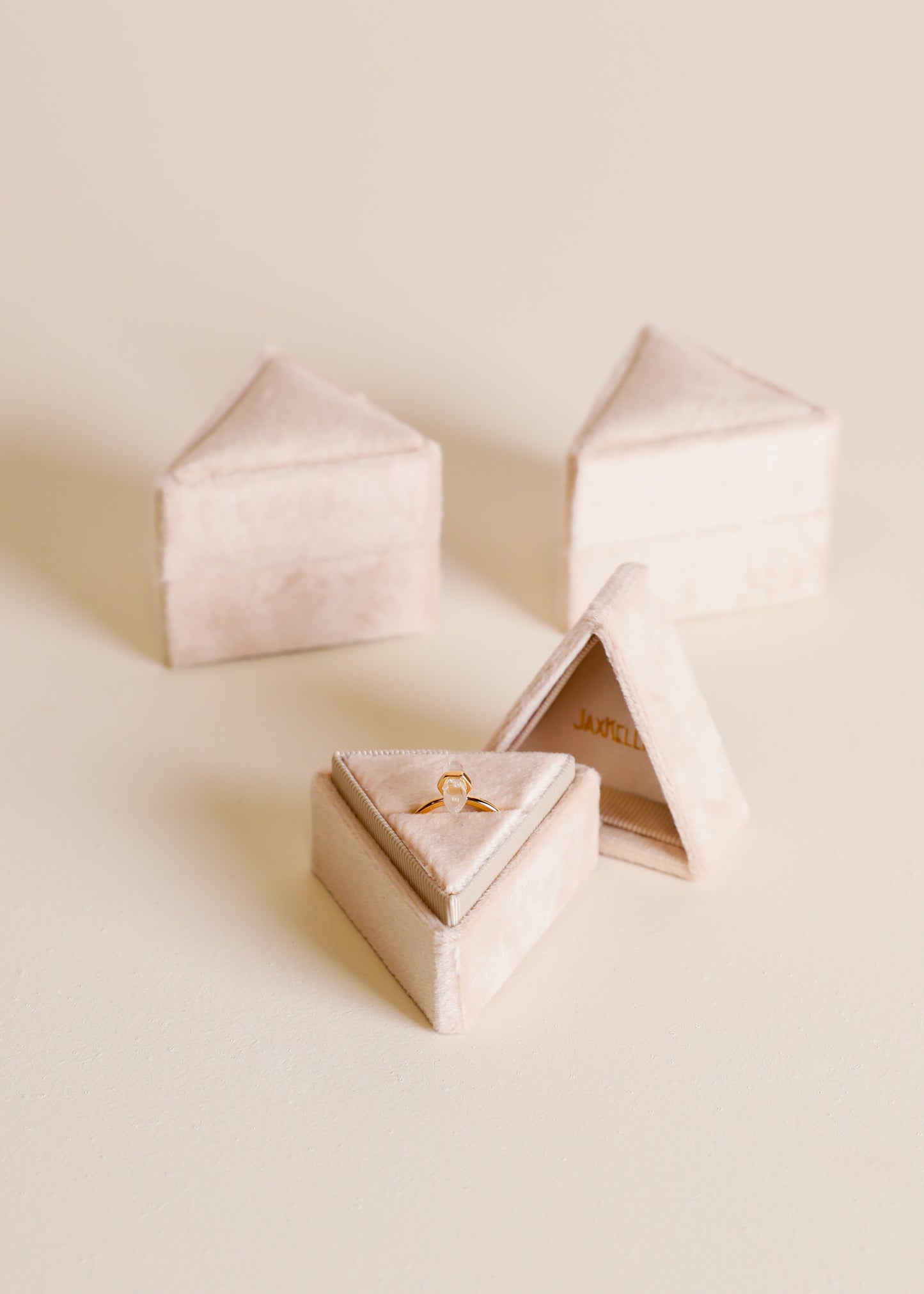 Triangle Velvet Jewelry Box