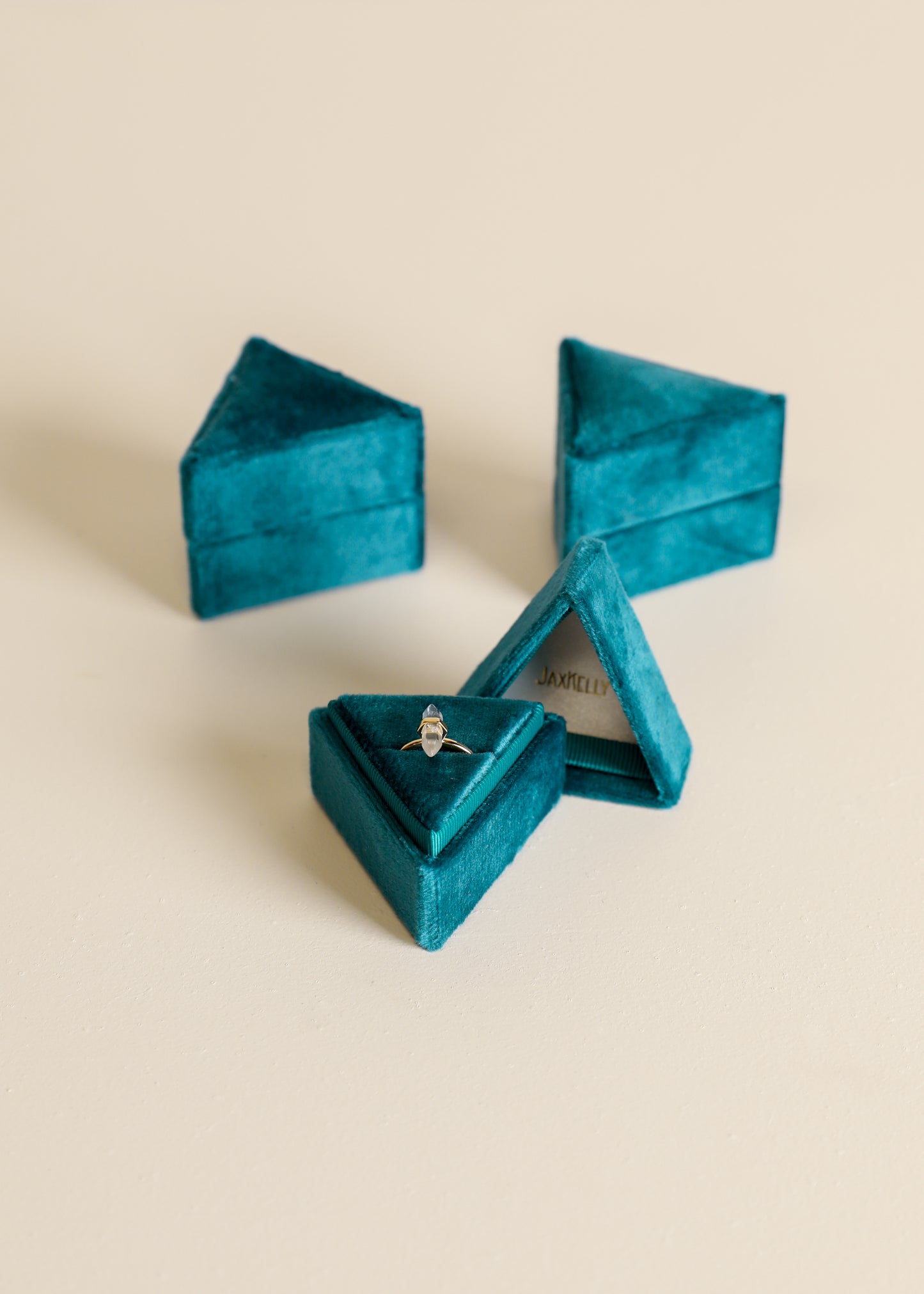 Triangle Velvet Jewelry Box