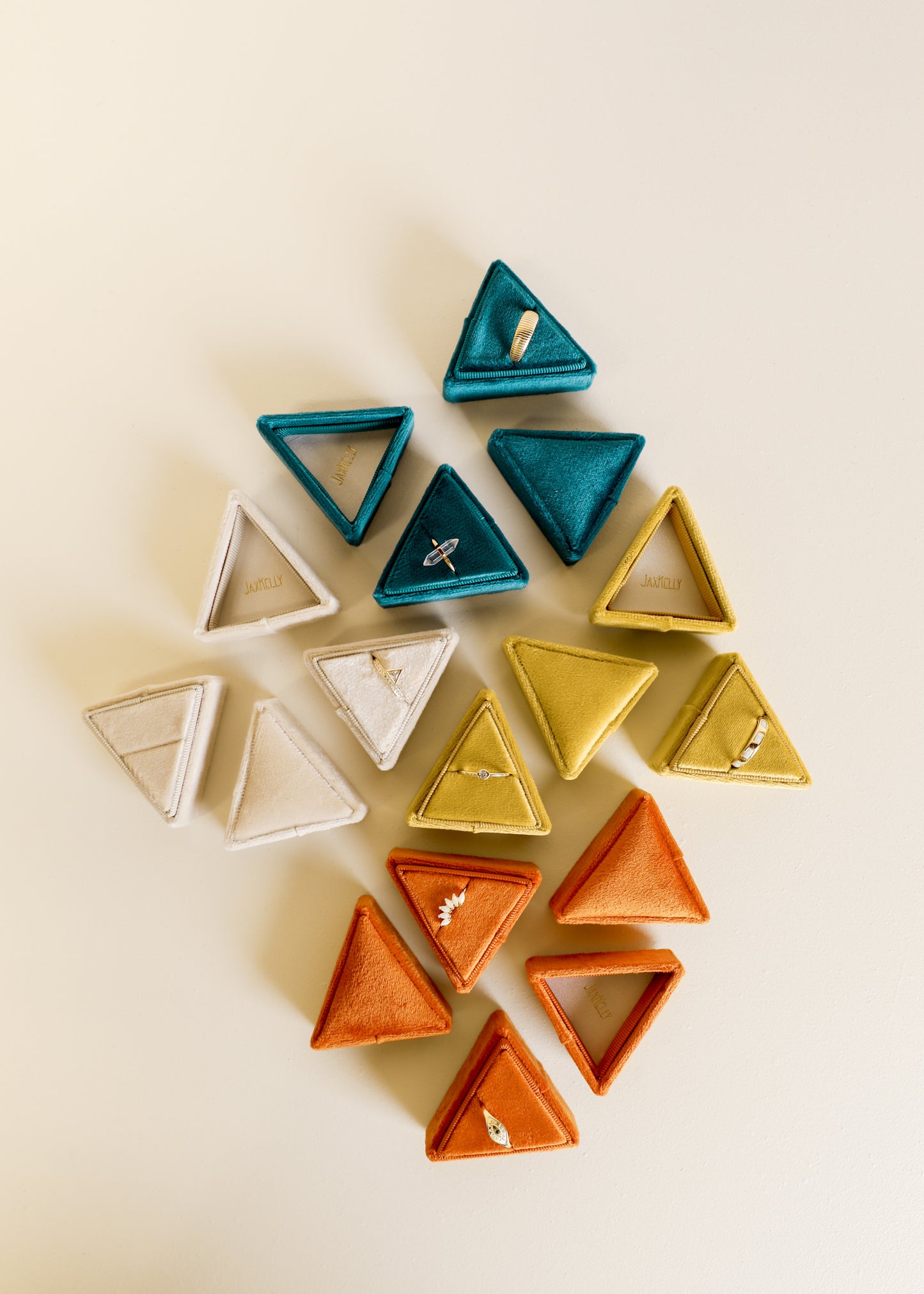 Triangle Velvet Jewelry Box