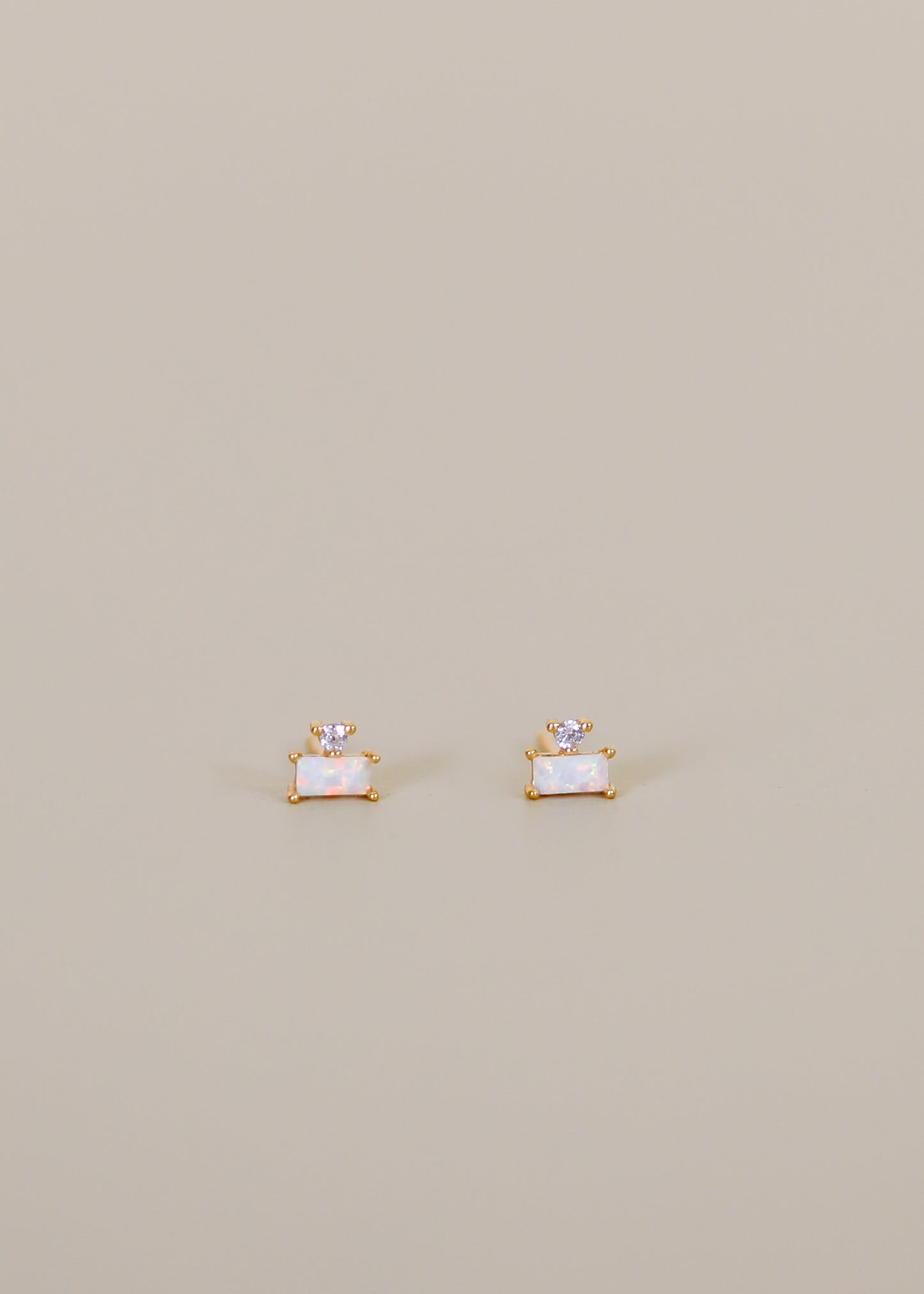White Opal Double Stud Stack