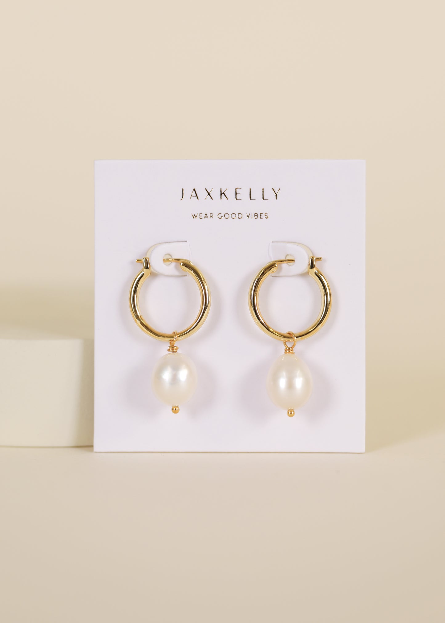 Pearl Drop Earring