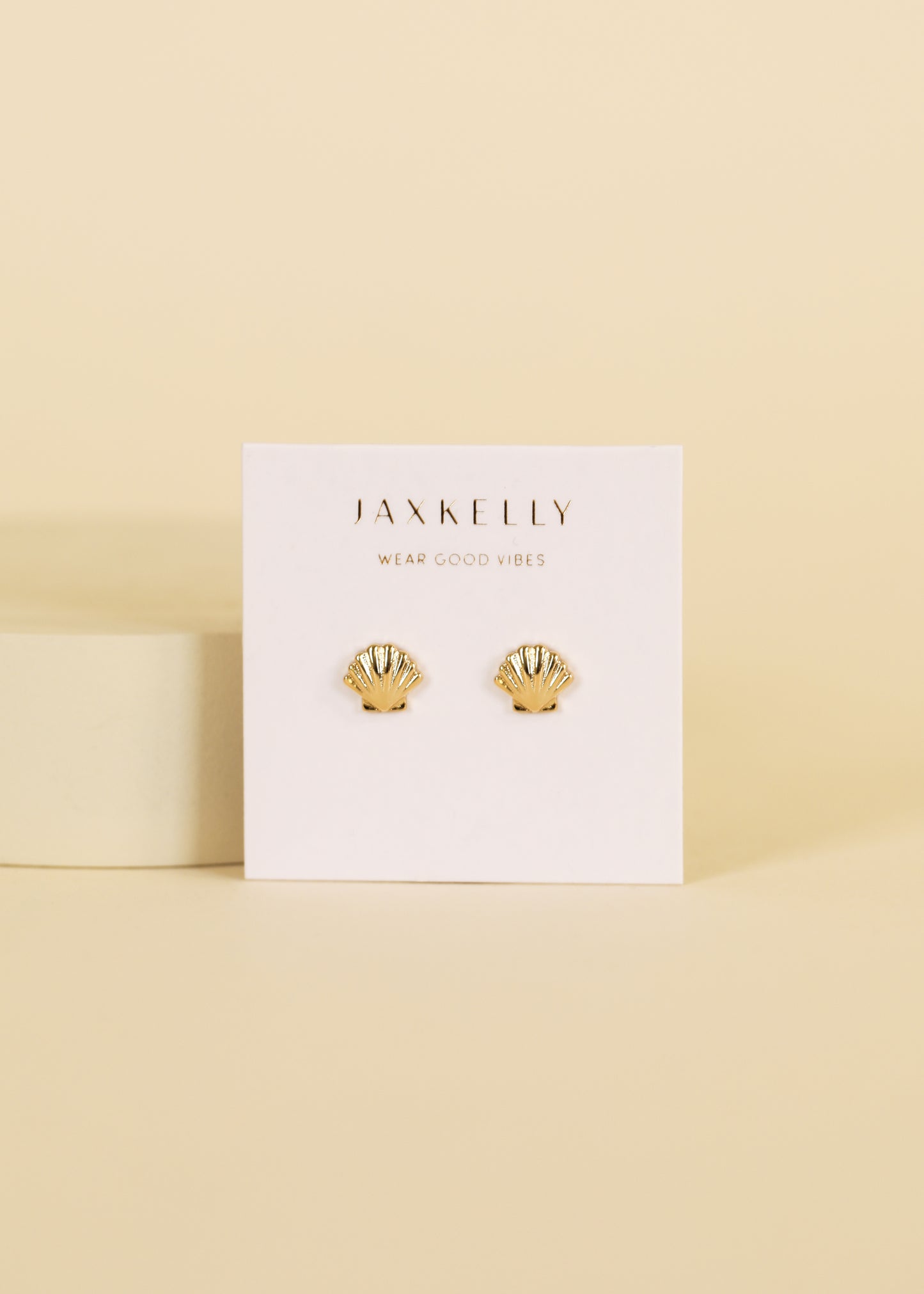 Seashell Stud - Earring