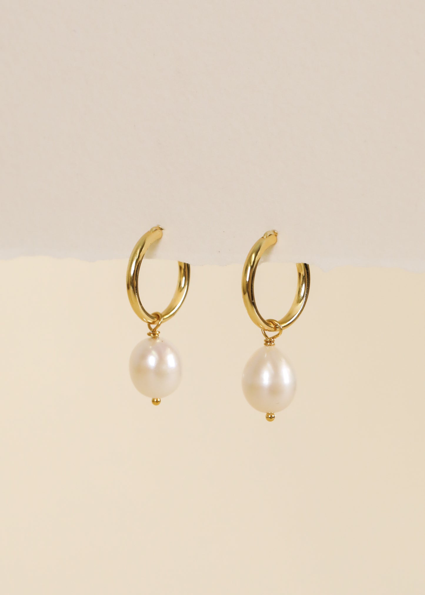 Pearl Drop Earring