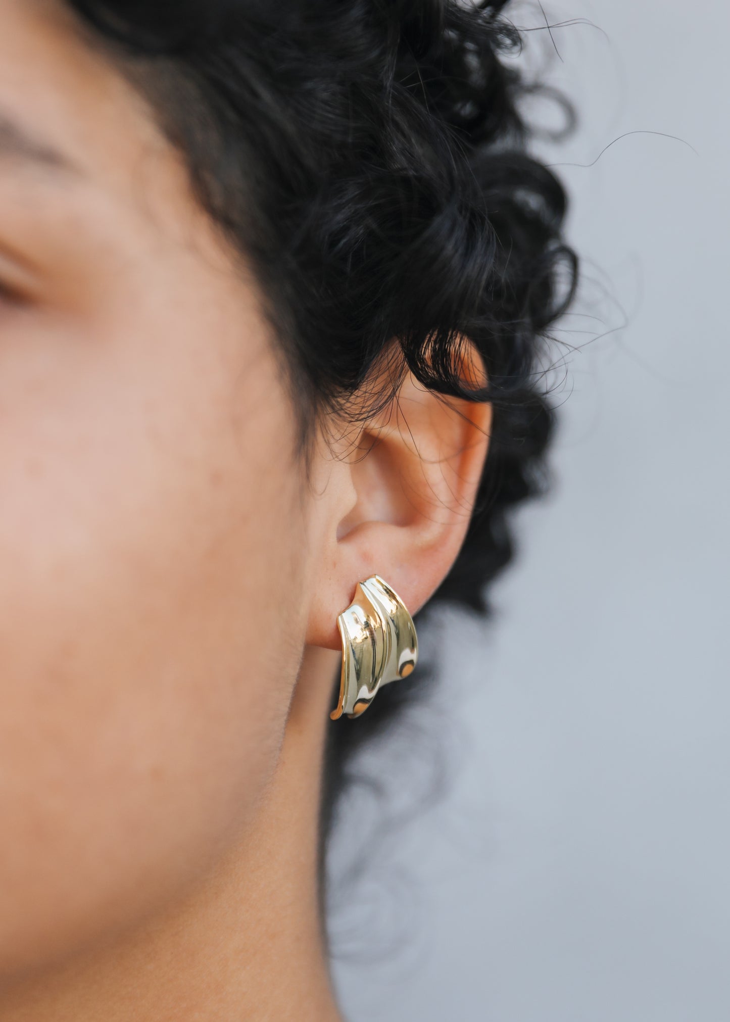 Bold Wave - Earring