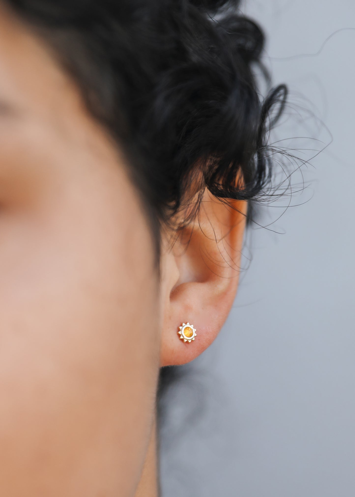 Amber Sun Stud