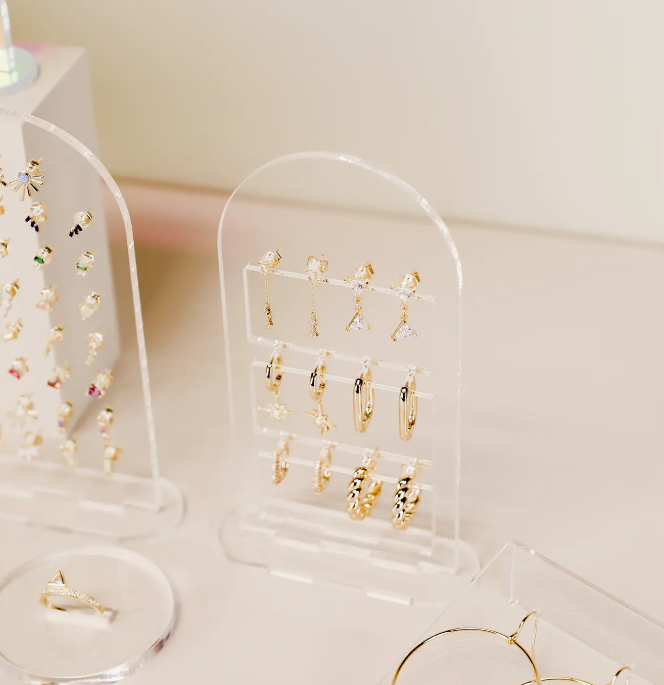 Clear Earring Display Stacked Arch