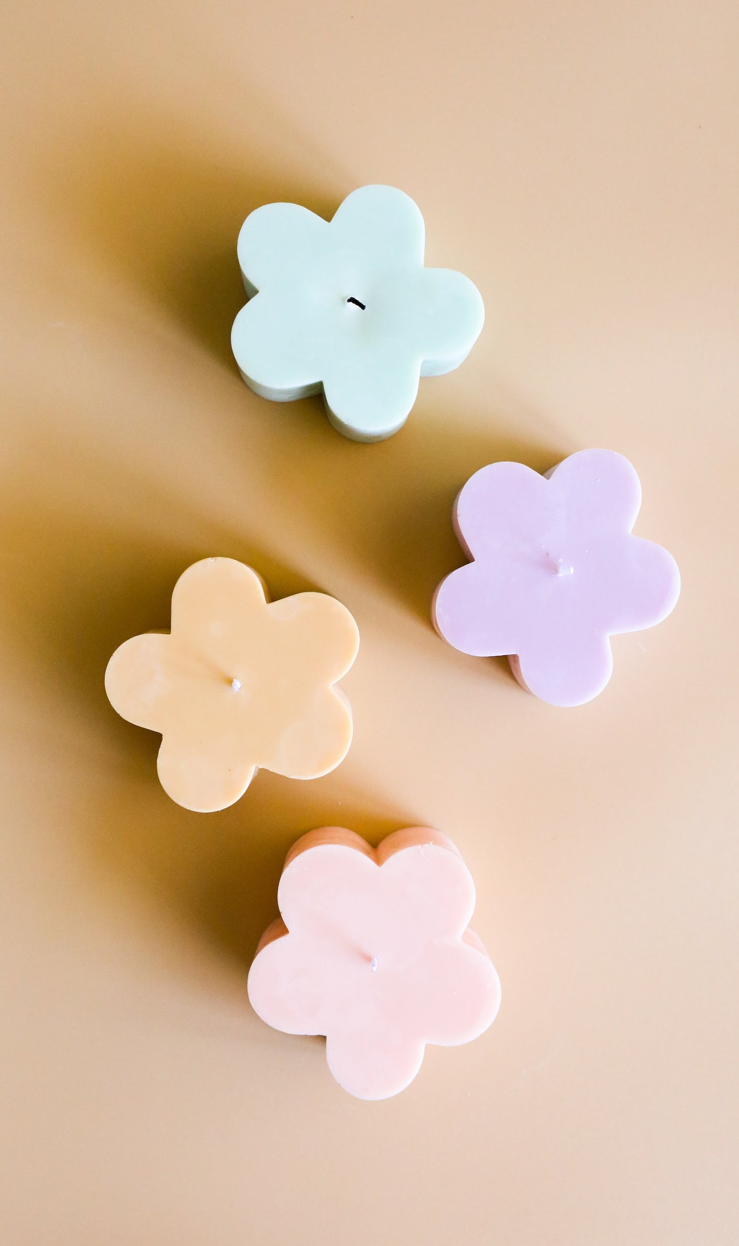 Petal Molded Candle - Lavender