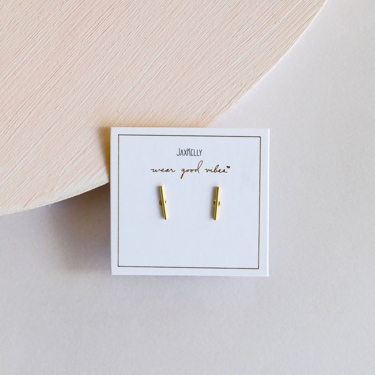 Minimalist Bar