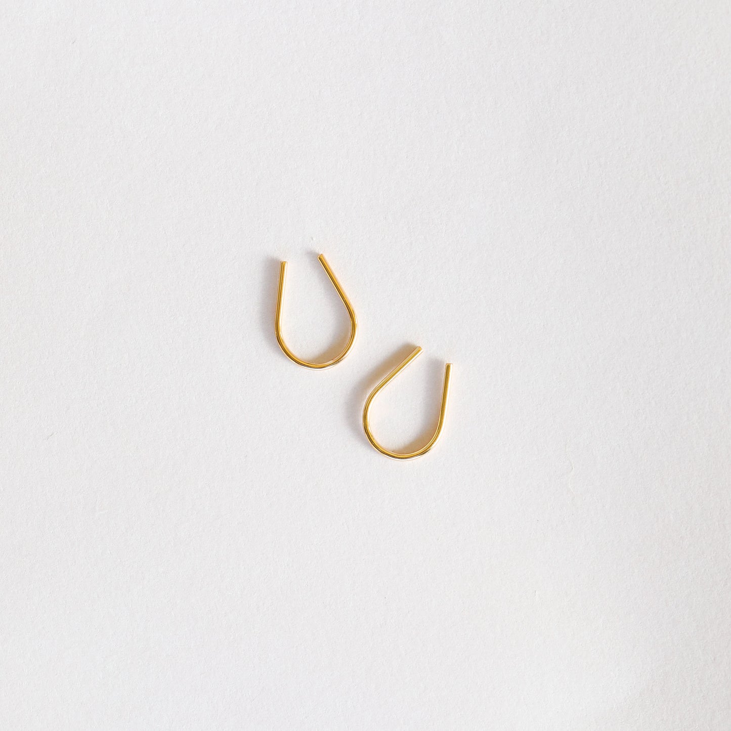 Minimalist Horseshoe
