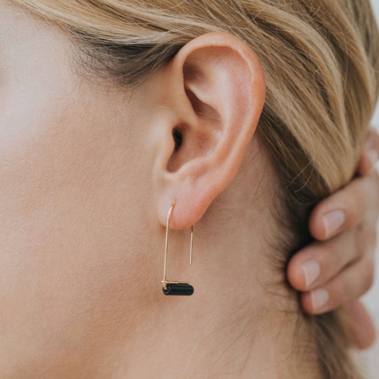 Black Onyx Gemstone Drop - Focus