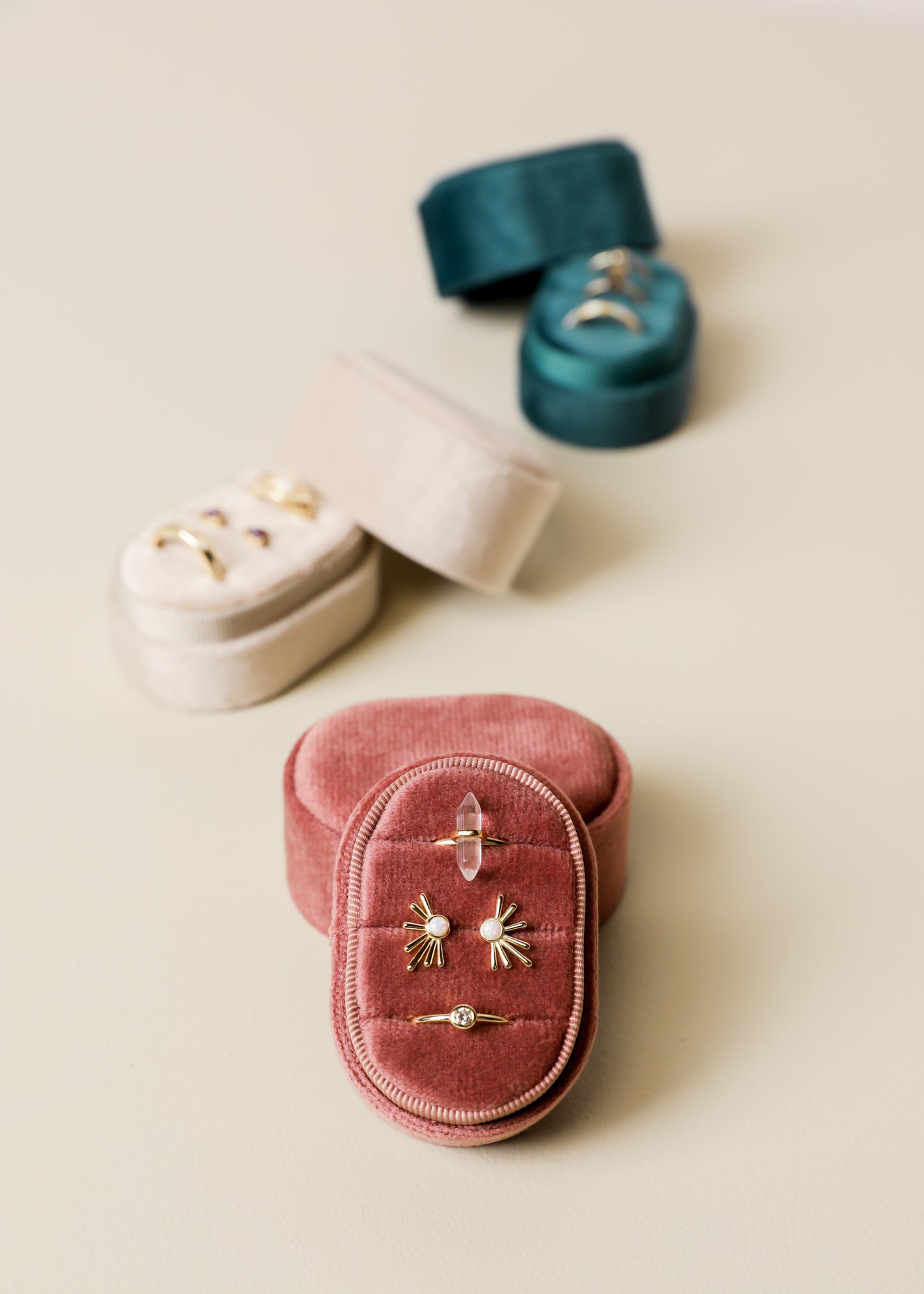 Small Oval Velvet Jewelry Box