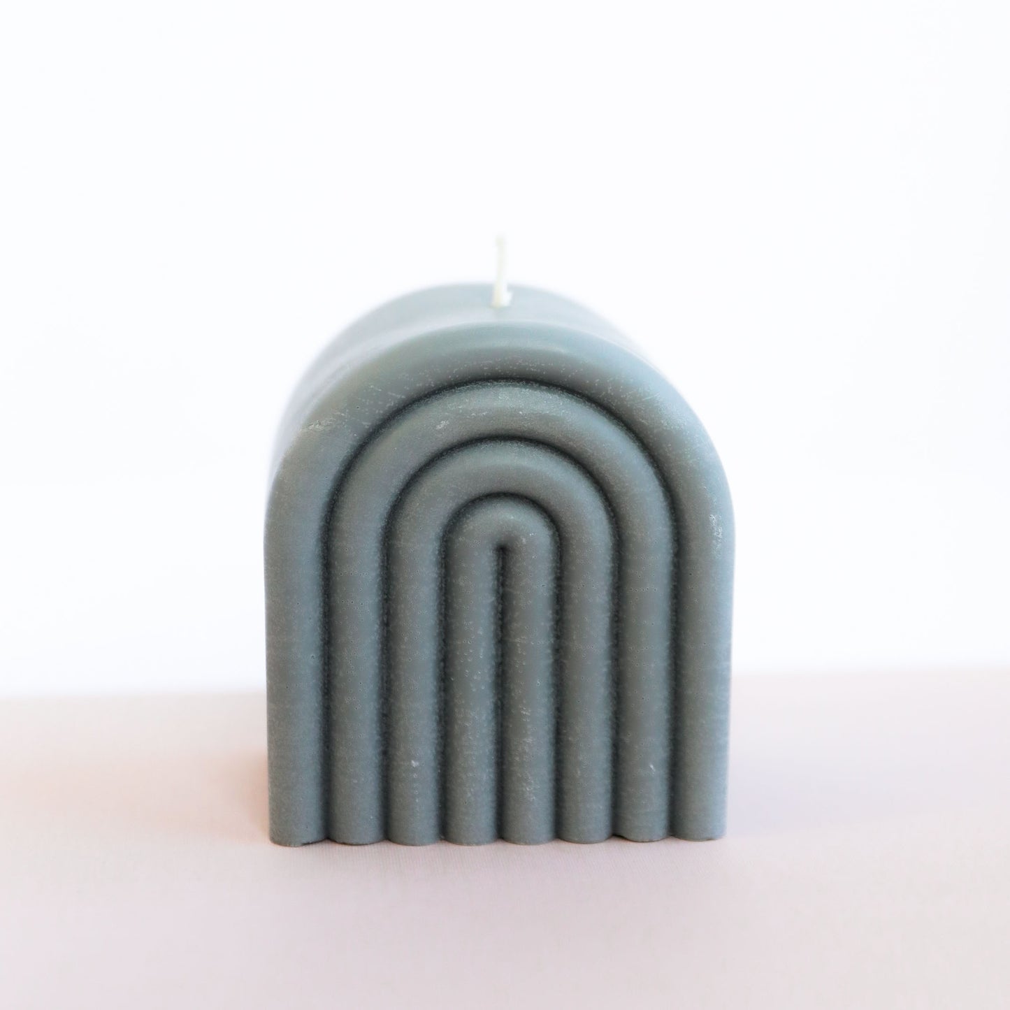 Short Arch Grey Candle